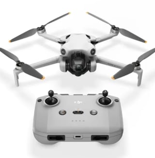 DJI Mini 4 Pro + RC controller voor €585,72 dmv code bij Aliexpress