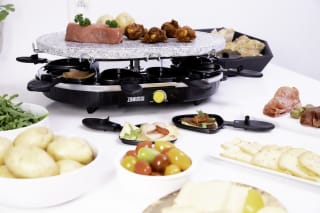 Zanussi gourmetset RCZ32-BL Set met 8 Pannetjes voor €29,99 bij FonQ