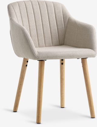 Silla de comedor ADSLEV tela beis/color roble natural por 55€ en JYSK