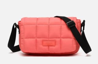 Bolso Bandolera pequeño acolchado por 6.60€.