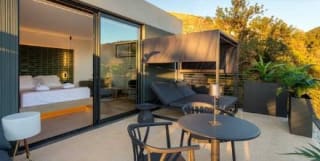 Sierra valenciana: 2 noches en eco-villas y cena para 2 por 448€