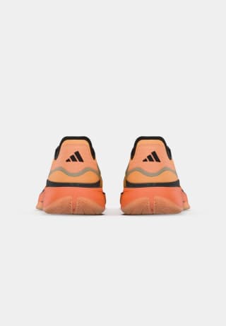 adidas ADIZERO SELECT 3.0 zapatillas de baloncesto por 38,90€ en Privé by Zalando