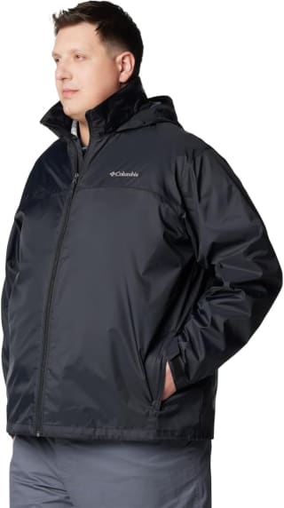 Columbia Glennaker Lake II para hombre por $789 en Amazon