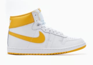 Baskets Nike Air Ship SP "University Gold" à 53€