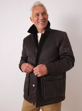 Here’s a clean version ready to paste: Title: Men’s Union Works Brown Wax Canvas