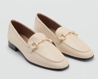 Mocasín piel hebilla por 17.99€