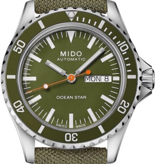 Montre Hamilton Aviation Khaki X-Wind Day-Date 45mm H77775960 à 799€