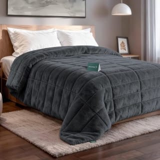 Dreamlab Edredón Afelpado matrimonial por $511 en Amazon