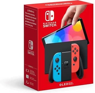 Nintendo Switch OLED avec manettes Joy-Con à 310,49€