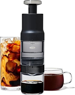 Cafetera OXO Brew Rapid Brewer Portátil por $680 | Amazon