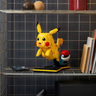 LEGO Pokémon Pikachu en Pokéball 72152 voor €119,99 bij Amazon