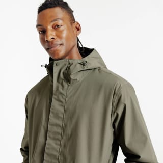 Parka courte waterproof à capuche pour 30€ chez Jules