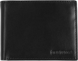 Cartera Steve Madden en piel con RFID por $257 en Amazon