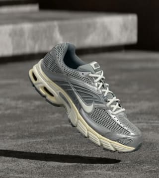 Nike Sportswear AIR MAX MOTO 2K UNISEX - Sneakers voor €64,95 bij Zalando
