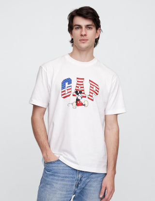 Playera Gap Mickey Mouse por $257 | Oferta Liverpool