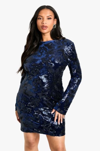 Vestido recto de terciopelo Boohoo por solo 1.99€