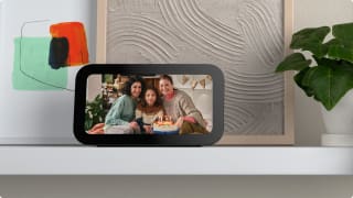 Amazon Echo Show 5 (3.ª generación) por $1,298.95 en Amazon