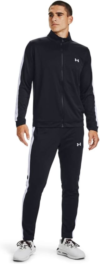 Under Armour EMEA Trainingspak voor €38,01 bij Amazon