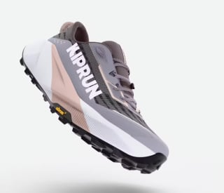 Chaussures de running trail femme à 69,99€