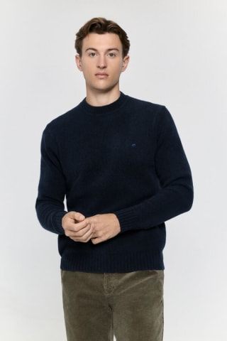 Jersey cuello caja regular fit por 6,99€