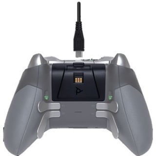 Kit de jeu et de charge PDP Gaming pour Xbox Séries X/S pour 9,99€ chez Fnac
