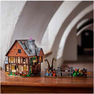 LEGO Disney Hocus Pocus Sanderson Sisters' Cottage for £159.99 using the code