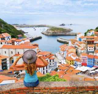 Escapada Hotel El Chisco 2* Cudillero 1 Noche Alojamiento y Desayuno desde 19€