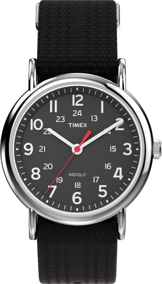 Reloj Timex Weekender T2N647 por $696 en Amazon