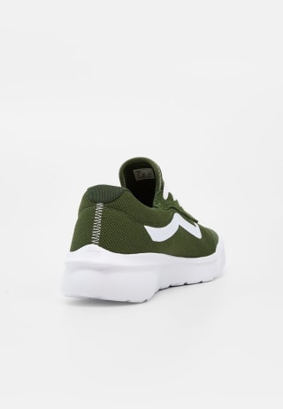 Vans Range BRZ por 27,90€ en Privé by Zalando