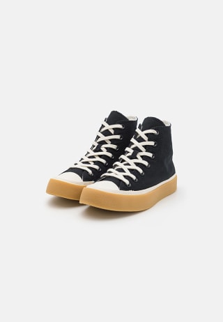 Converse Chuck Taylor All Star Retro zapatillas altas por 25,90€
