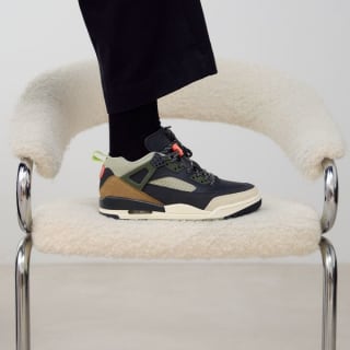 Jordan Spizike Low pour 85€ chez Courir