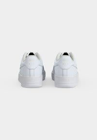 Nike Air Force 1 LE UNISEX pour 65,95€ chez Zalando