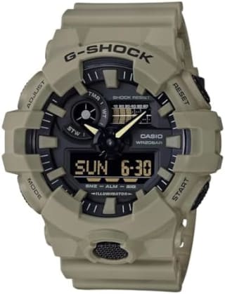Casio G-Shock GA-700UC (53 mm) por $1,466 en Amazon