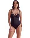 Sapph Fabulous badpak met voorgevormde BH voor €20,38 dmv code bij Secret Sales
