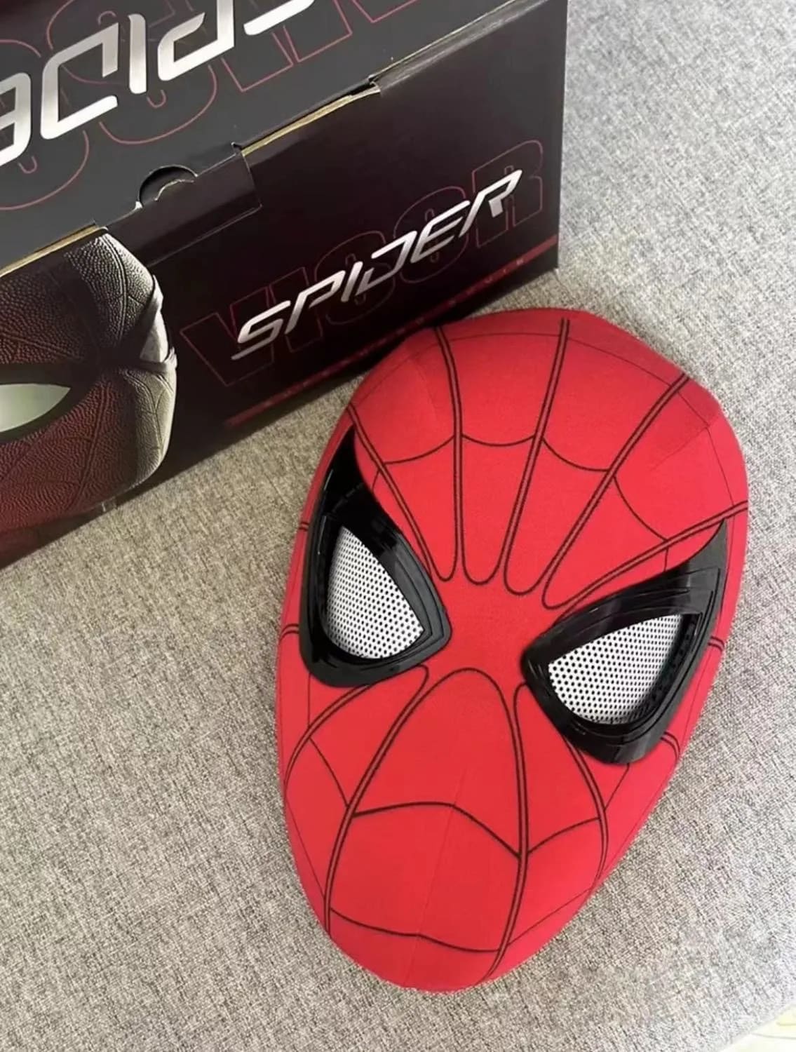 Máscara de Spider-manojos remotos, máscara móvil por 30€