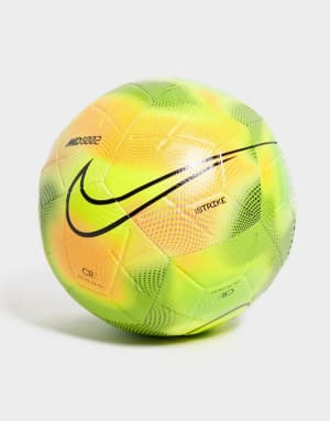 estropeado Se infla sangrado Balon de Futbol Nike CR7 Series Strike por 9.60€ en JD Sports