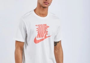 Mirilla Para llevar Categoría Camiseta Nike vibes por 9,99€ en Footlocker