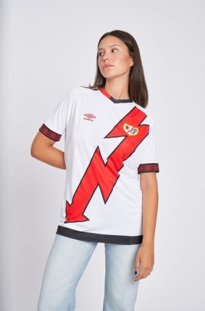 Camiseta Umbro Rayo Vallecano Femenino por solo 32 50