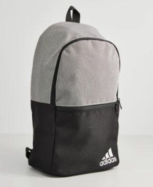 Mochilas la marca Adidas desde 12€ en