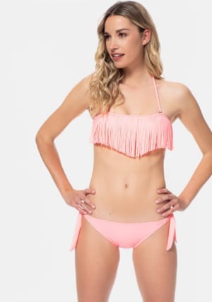convertible Delgado Lectura cuidadosa Bikini completo por solo 12,99€ en Carrefour varios modelos.