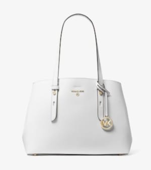 Bolso Michael Blanco por 140€.