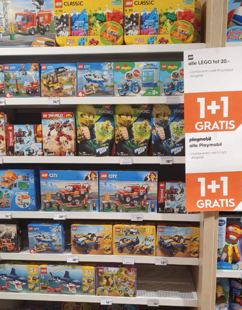 afbreken Overleving ga zo door LEGO en Playmobil 1+1 gratis bij Blokker
