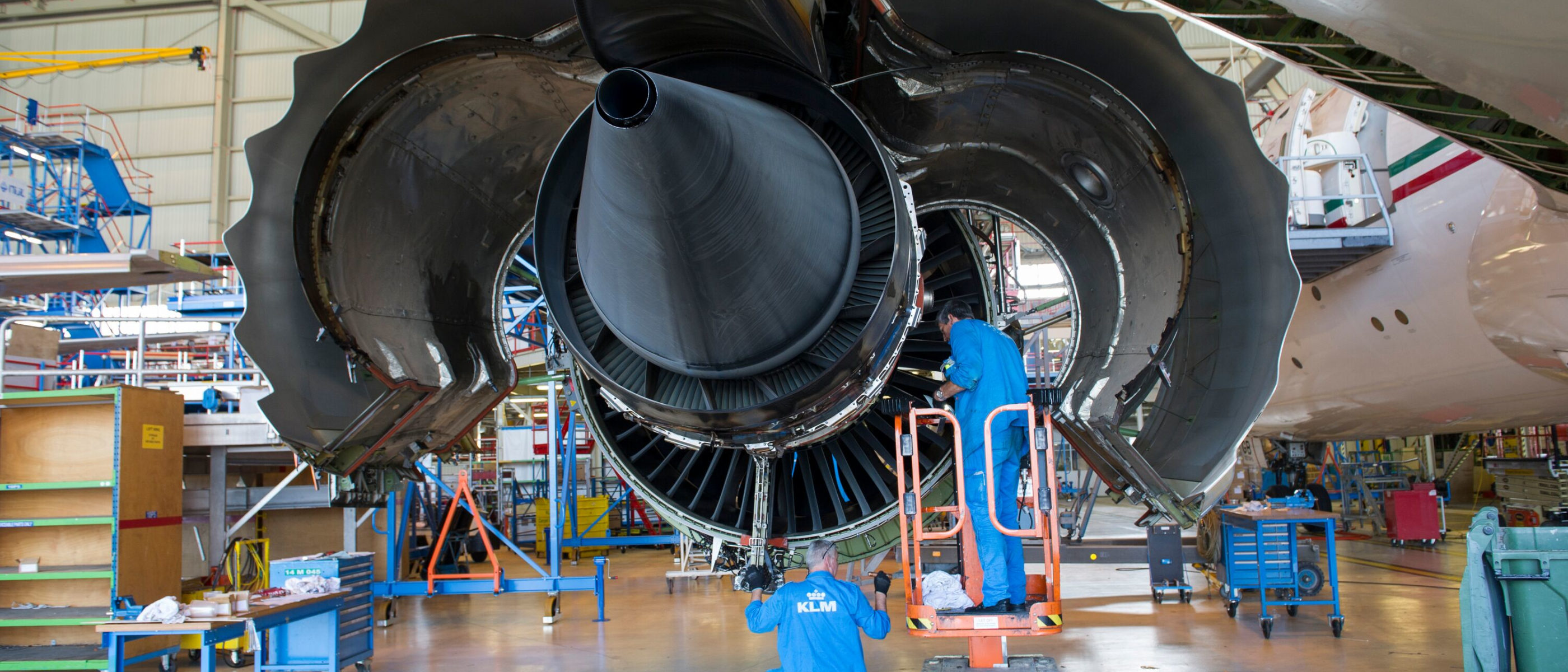 How KLM Engineering & Maintenance Strengthens Its Data & AI Ambitions With A New Operating Model.