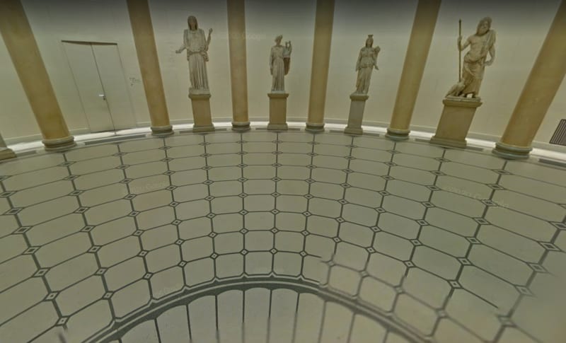 What the visitor to the Altes Museum sees, standing on the black circle at the centre of the rotunda. Image from Google Street View