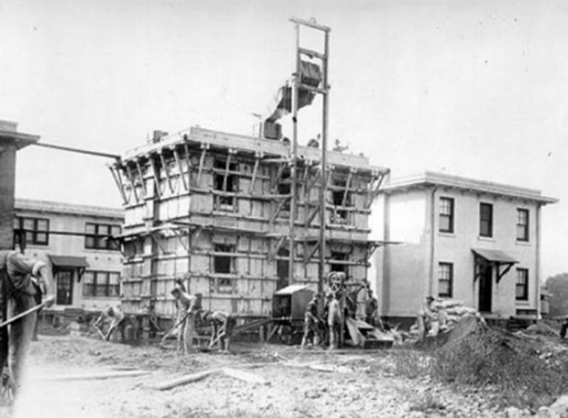 A house being poured at Montclair, New Jersey: US National Park Service