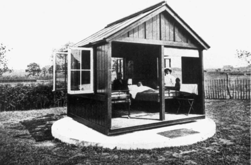 Revolving two-person hut for TB patients at the City Hospital, Edinburgh in 1909: Lothian Health Services Archive Special Collections