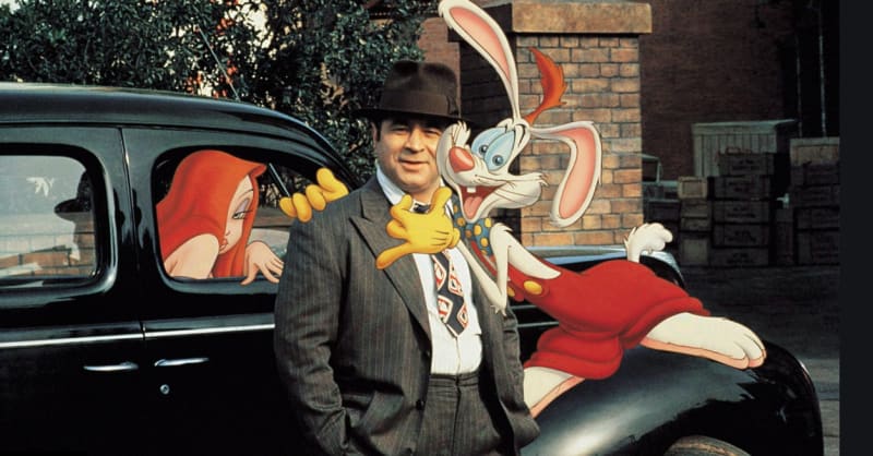 Eddie Valiant (Bob Hoskins), Roger Rabbit and Roger's wife Jessica