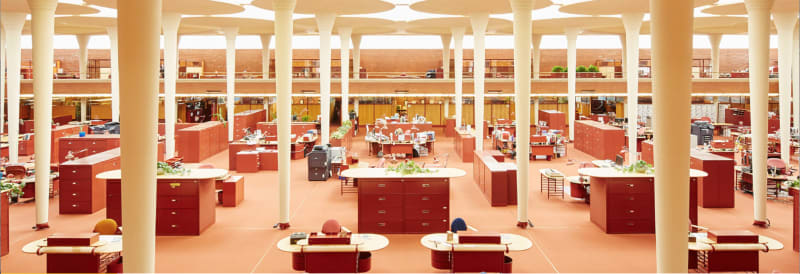 The Great Workroom in the Administration Building of the S C Johnson Company in Racine, Wisconsin, designed by Frank Lloyd Wright: photo S C Johnson Company