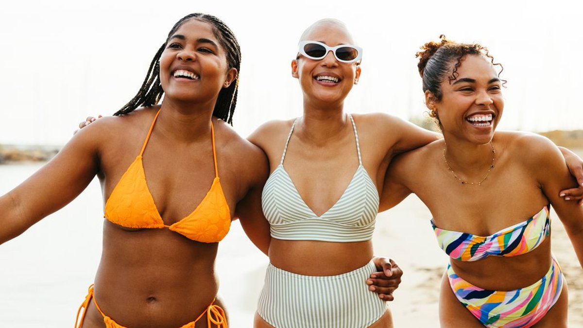 Solo women take dream vacations alone now Solo women take dream vacations alone now - solo women