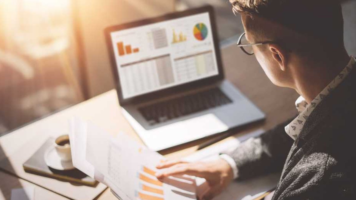 AI reshapes business analyst jobs for good AI reshapes business analyst jobs for good - business analyst
